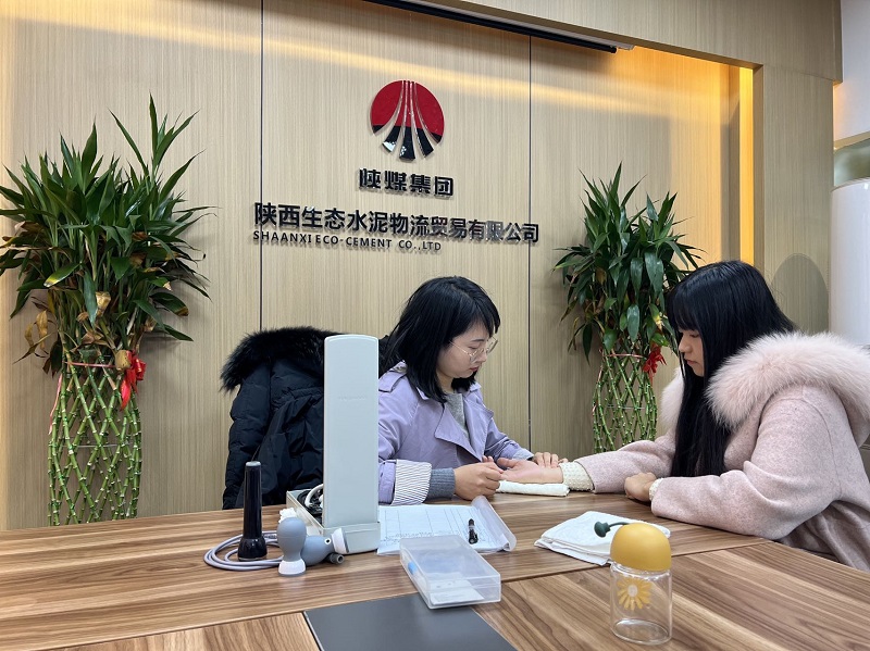 物貿(mào)公司：義診活動進企業(yè) 健康服務在身邊